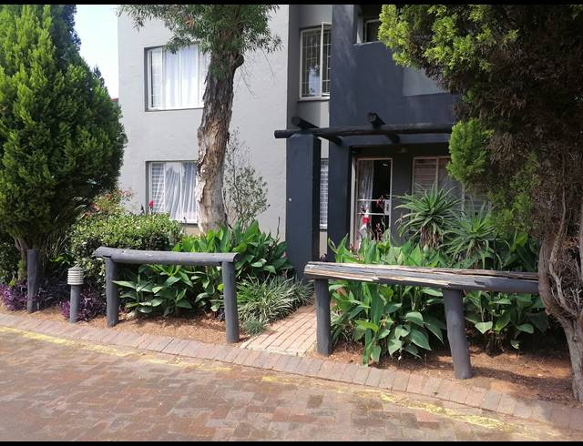 2 BEDROOM APARTMENT FOR SALE IN NORTHGATE